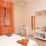 Syrentum Apartment *