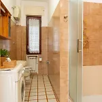 Syrentum Apartment