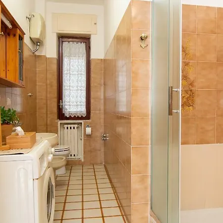 Syrentum Apartment